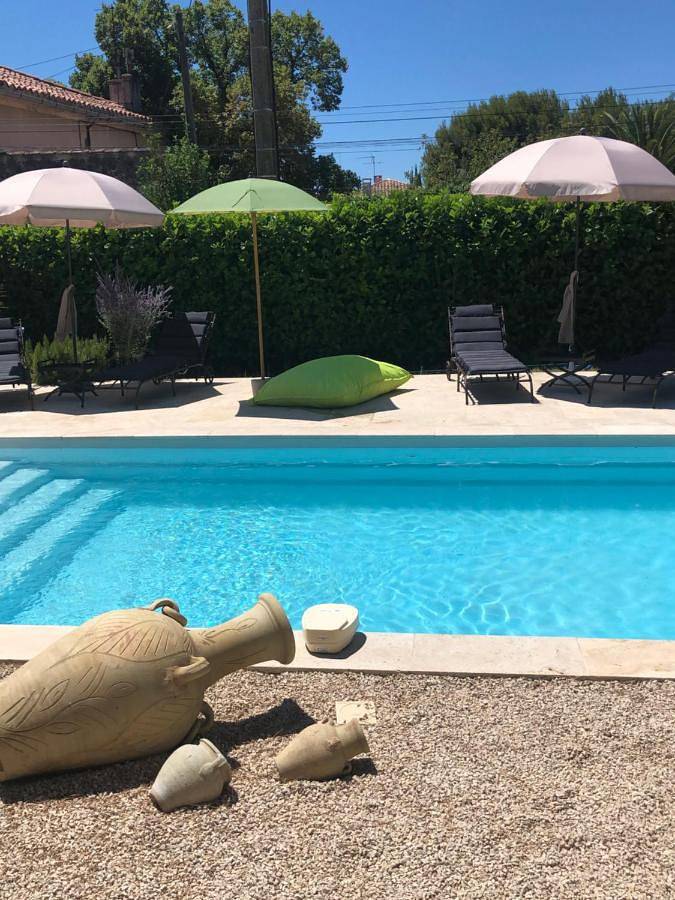 Villa les 3 lumières 8-10 personnes, Clim, piscine à proximité des plages in La Ciotat, Marseille en omgeving