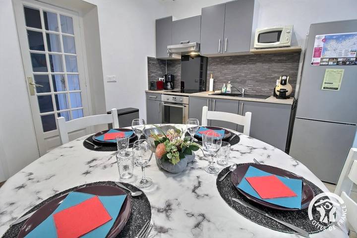 Gîte pour 3 personnes, avec terrasse dans Plage Trestraou - 4