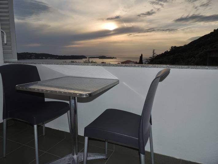 Ferienwohnung für 2 Personen, mit Balkon/Terrasse in Supetarska Draga