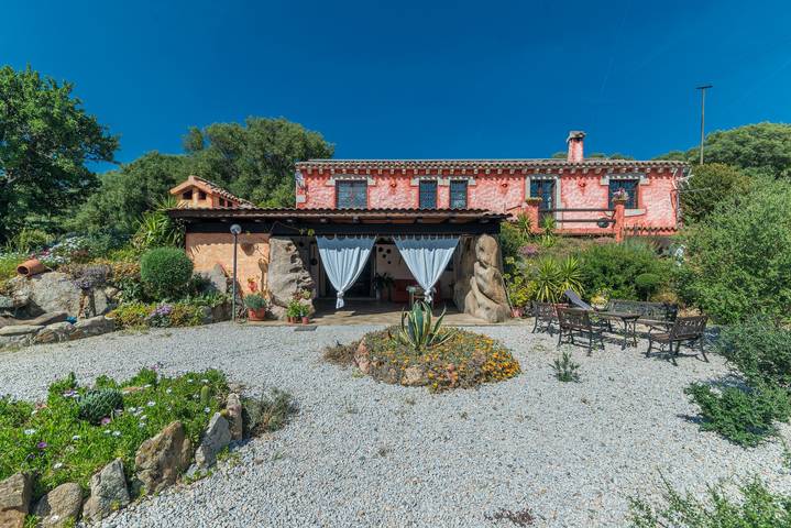 Villa "Stazzu La Piredda" con giardino e Wi-Fi in Arzachena, Gallura