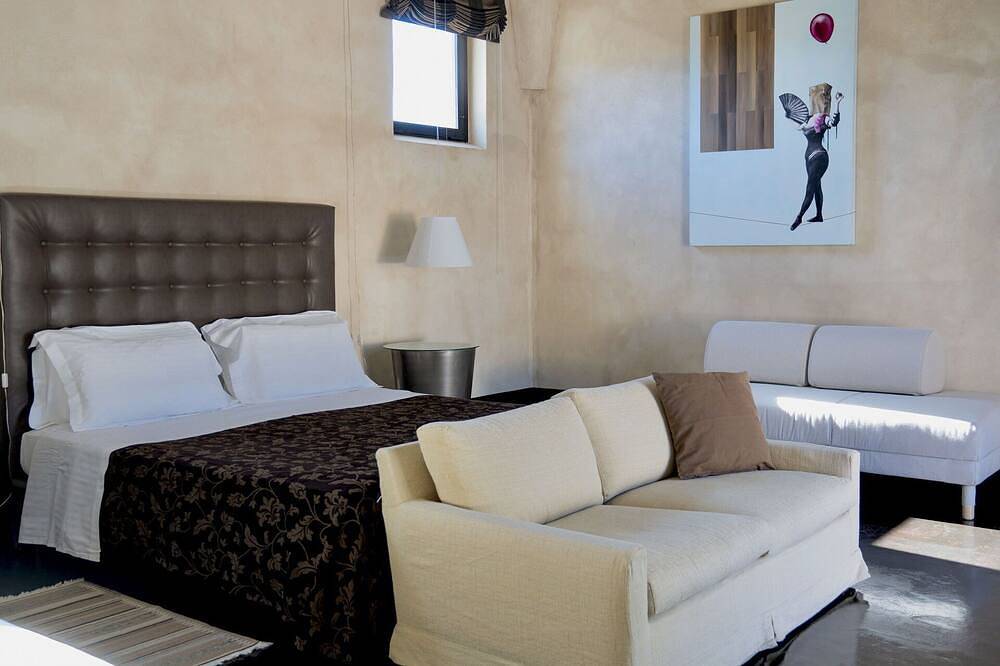 Villa in Gaffe mit 19 Schlafzimmern 36 Schlafplätzen in Palma di Montechiaro, Agrigento Provinz