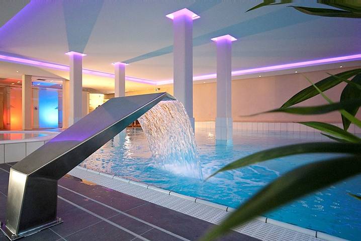 Hotel, mit Balkon und Terrasse sowie Whirlpool und Garten in Bad Aibling - 2