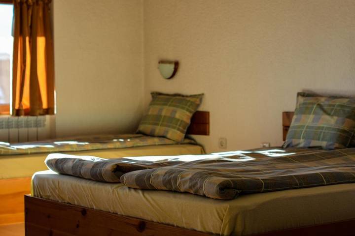 Hôtel pour 3 personnes, avec vue sur le lac et jardin ainsi que sauna et vue dans Bansko - 3