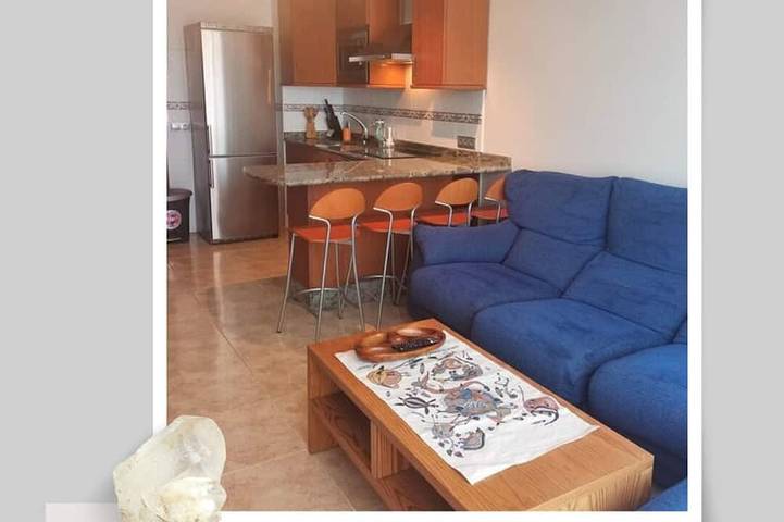 Ganze Wohnung, Apartment with 2 double bedrooms (4 persons), 1 bathroom at 400 meters from the beach in Praia Grande do Esteiro (Boiro), Boiro