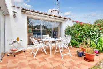 Gîte pour 6 personnes, avec jardin et terrasse, animaux acceptés dans Plage des Sableaux