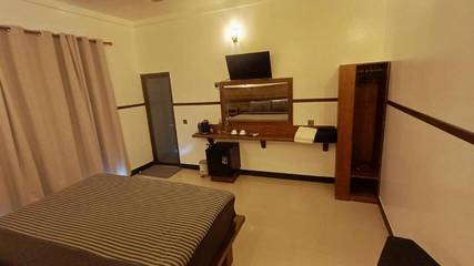 Maison d’hôte pour 3 personnes, avec vue et jardin dans Huraa