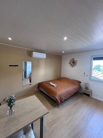 Gîte pour 3 personnes, avec terrasse à Cournon-d'Auvergne