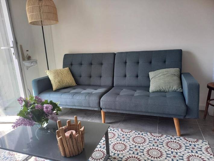 Gîte pour 2 personnes, avec vue ainsi que jardin et piscine, animaux acceptés à Aramon - 4