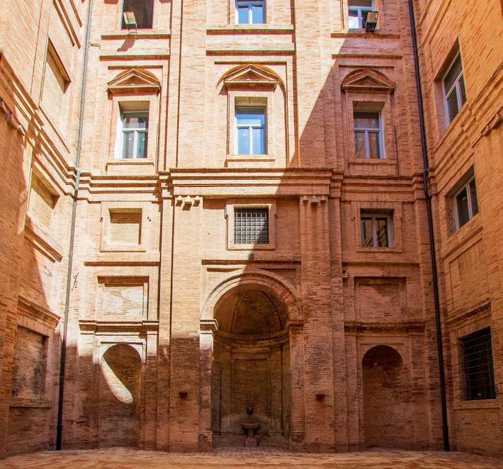 Hôtel pour 4 personnes, avec vue à Corinaldo - 2