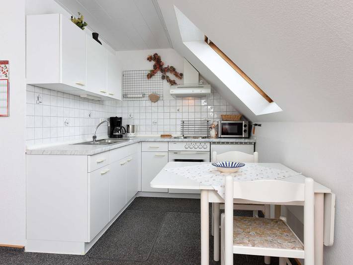 Ferienwohnung für 4 Personen, mit Balkon und Terrasse sowie Garten und Sauna in Neuharlingersiel - 3