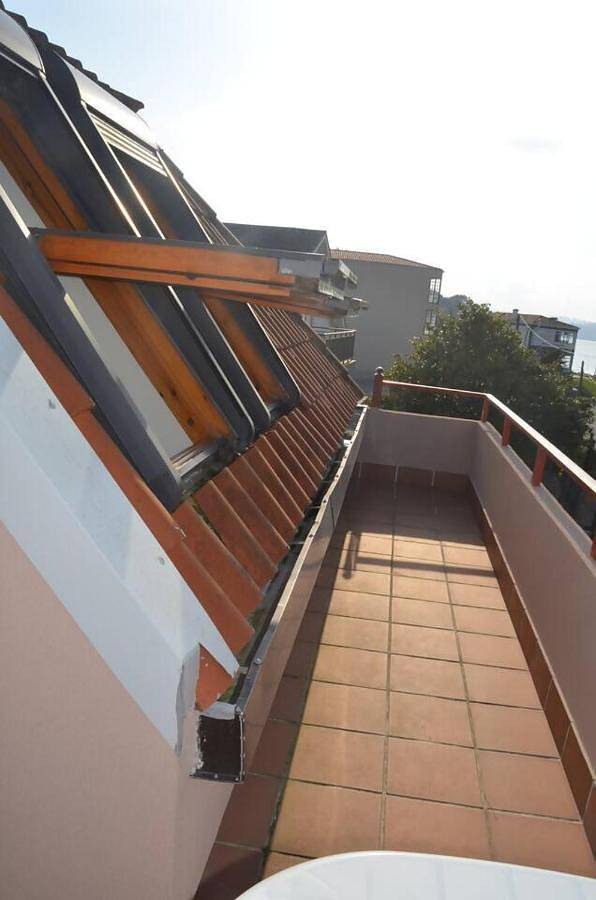 Apartamento entero, Precioso ático a pie de playa, en Miño. in Praia Grande (Miño), Miño