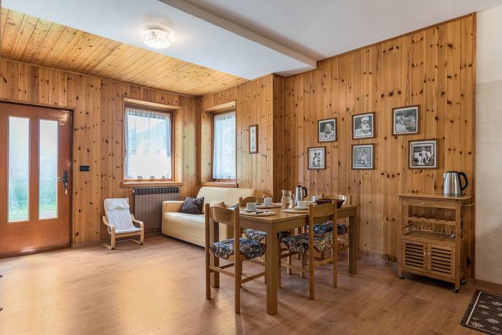 Ganze Wohnung, Ferienwohnung Adamello Casa Lucia – Bergblick, Garten & Parkplatz in Pinzolo, Comune di Pinzolo