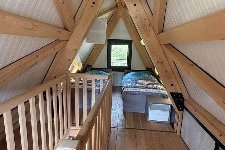 Location de vacances pour 4 personnes, avec Jacuzzi ainsi que Jardin et Piscine à Loray - 3