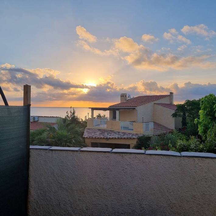 Gîte pour 4 personnes, avec terrasse à Linguizzetta - 2