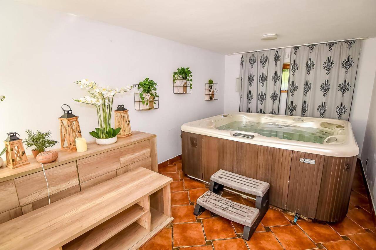 Willa Anna Bukowina Jacuzzi & Sauna in Bukowina Tatrzańska, Karpaty (Polska)