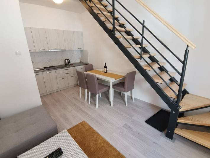 Gîte pour 4 personnes, avec terrasse à Novi Sad - 3