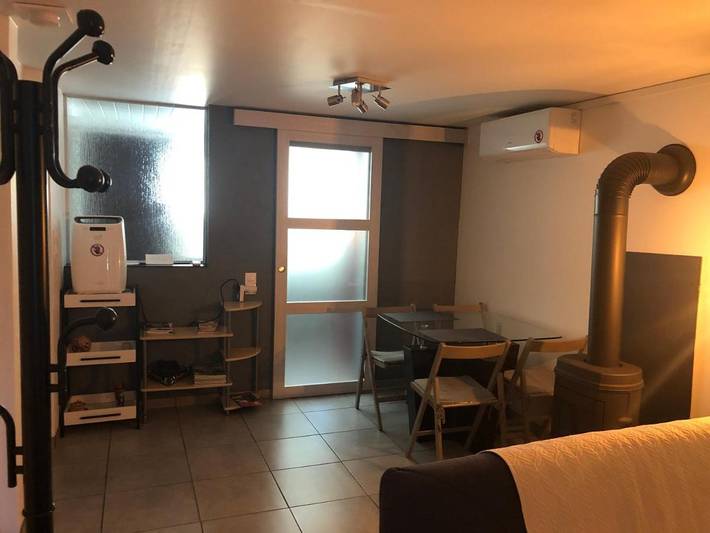 Gîte pour 2 personnes, avec jardin à Laveyron - 4