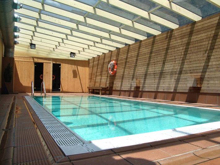 Apartamento para 4 personas, con jacuzzi además de sauna y piscina en Vallnord