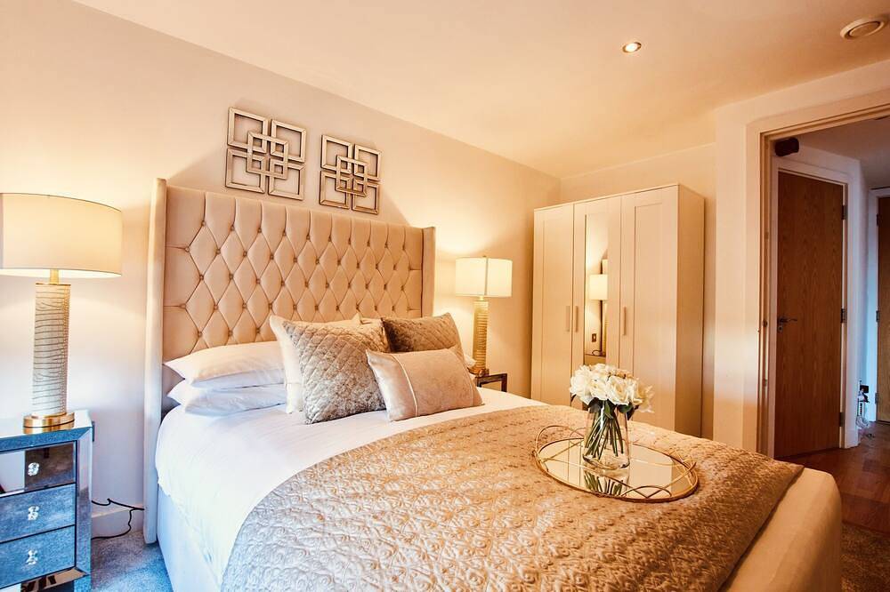 Ganze Wohnung, Deluxe-Apartment-Eigenes Badezimmer-Balkon in Leeds, Westliches Yorkshire