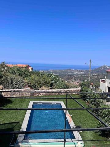 Gîte pour 6 personnes, avec vue ainsi que jardin et piscine à Lavatoggio