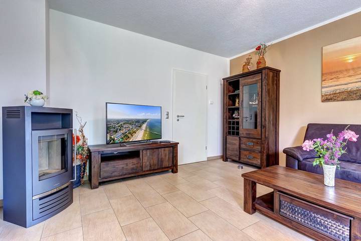 Apartamento entero, Ferienwohnung "Ahorn" in Zinnowitz inkl. Kamin, Terrasse & Fußbodenheizung in Zinnowitz, Usedomer Norden