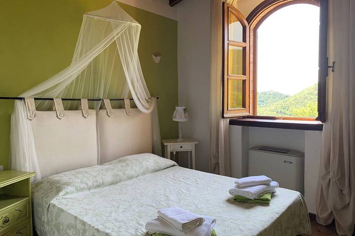 Grüne Oase der Ruhe! Toskanisches Landhaus für 10 Pers. Panoramablick, Pool in Montieri, Grosseto Provinz