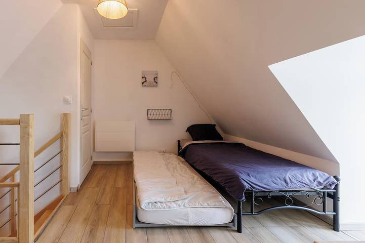 Location de vacances pour 10 personnes, avec jardin à Villedieu-les-Poêles - 4