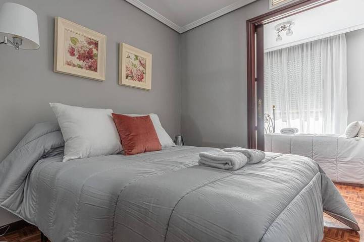 Appartement entier, Idéal apt 2 chambres / 4 px cosy et bonnes qualités in Distrito Centro (Córdoba), Cordoba