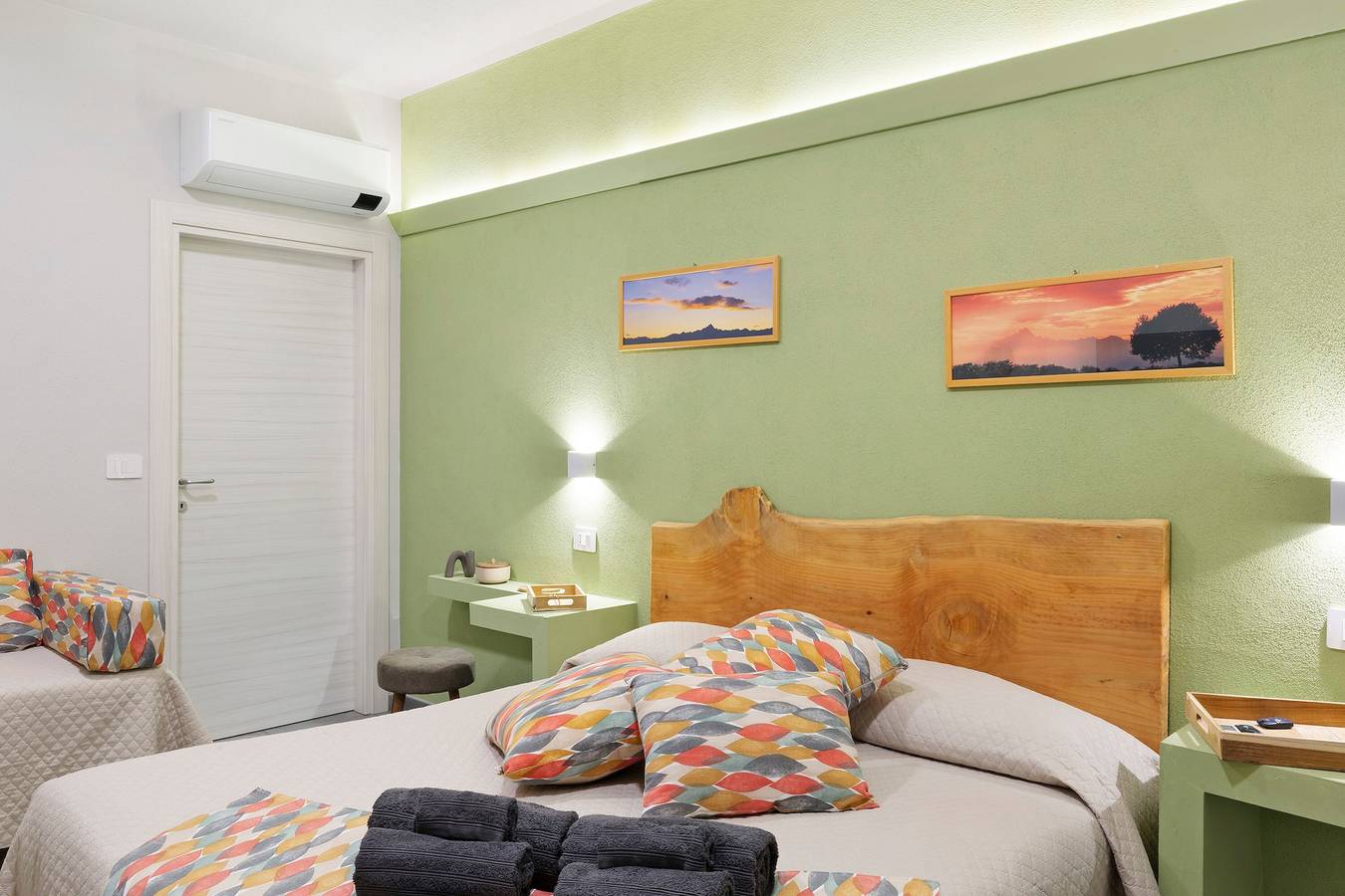 Farmhouse 'Al Campo Del Nocciolo Agriturismo' with Mountain View, Wi-Fi and Air Conditioning in Busca, Cuneo Province