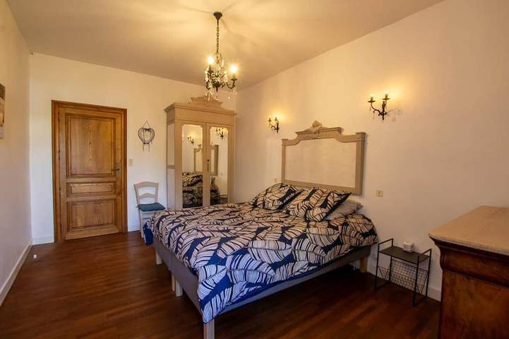 Location de vacances pour 4 personnes, avec jardin ainsi que terrasse et piscine, animaux acceptés à Eyzerac - 2