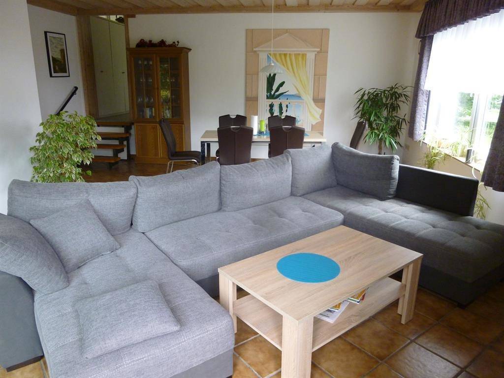 Geheel vakantieappartement, 6-Bett-Fewo Dusche/Wc, 3 Schlafräume in Monschau, Naturpark Hohes Venn-Eifel