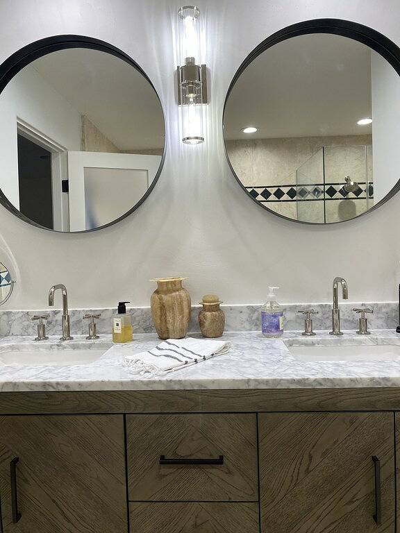 Gorgeous home steps to the beach in Hermosa Beach, Los Angeles County