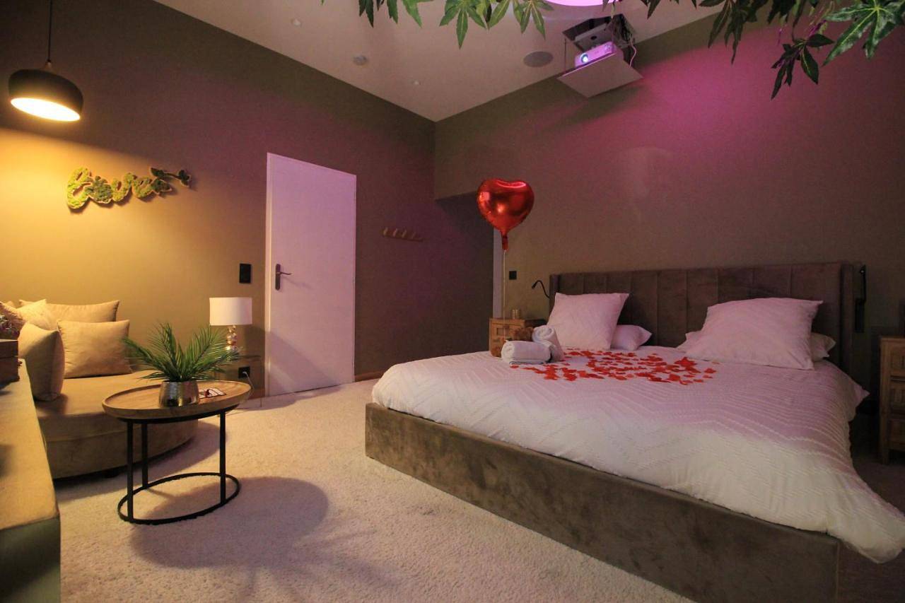 Love room La Terre in Jujurieux, Nantua