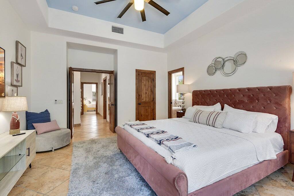 A Beautiful Desert Escape with Everything You Need! in Palm Springs, Coachella Valley