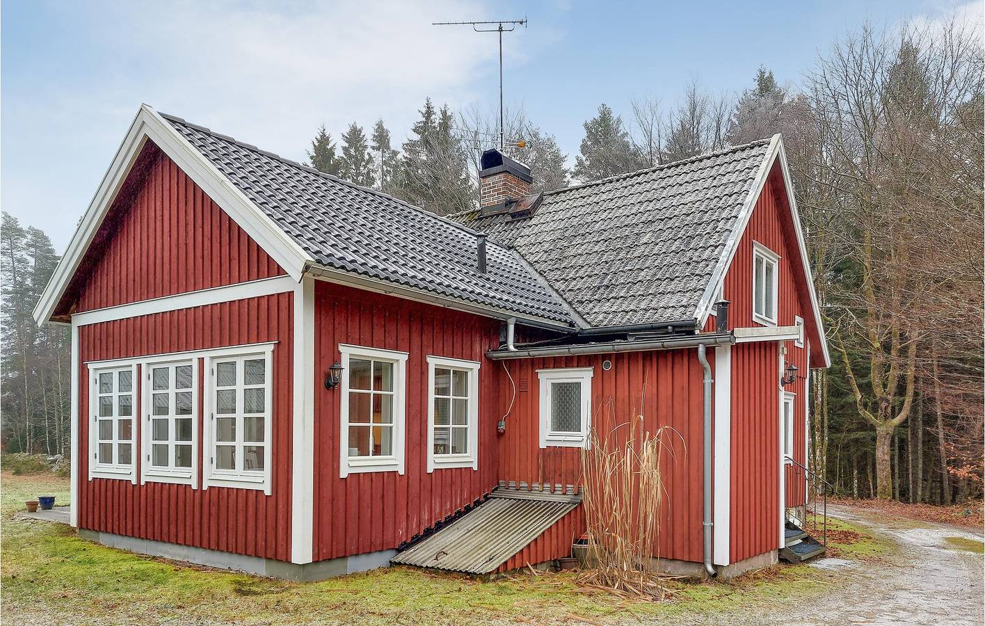 Hus för 8 Personer med trädgård in Kronobergs