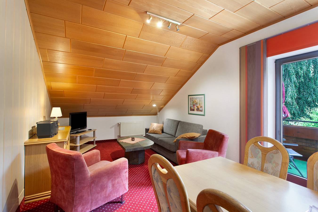 Ganze Wohnung, Ferienwohnung 'Appartment 8' mit Bergblick, Balkon und Wi-Fi in Willingen, die Mittelgebirge