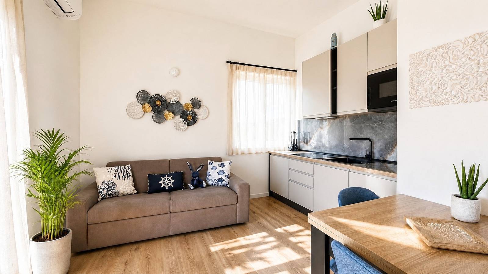 Appartamento intero, Appartamento 'Sole' con Vista Mare, Terrazza Privata e Aria Condizionata in Cannigione, Arzachena