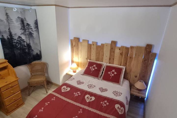 Gîte pour 4 personnes, avec jardin, animaux acceptés à Saint-Paul-sur-Ubaye - 2