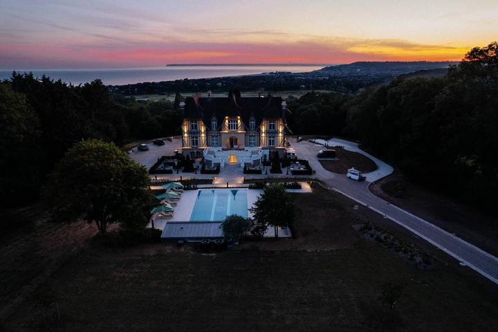 Hôtel pour 2 personnes, avec piscine et jardin ainsi que sauna et jacuzzi à Benerville-sur-Mer - 3
