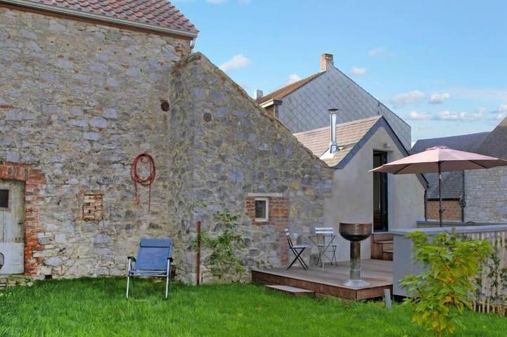 Gîte pour 2 personnes, avec balcon/terrasse et terrasse dans Thy-le-Bauduin