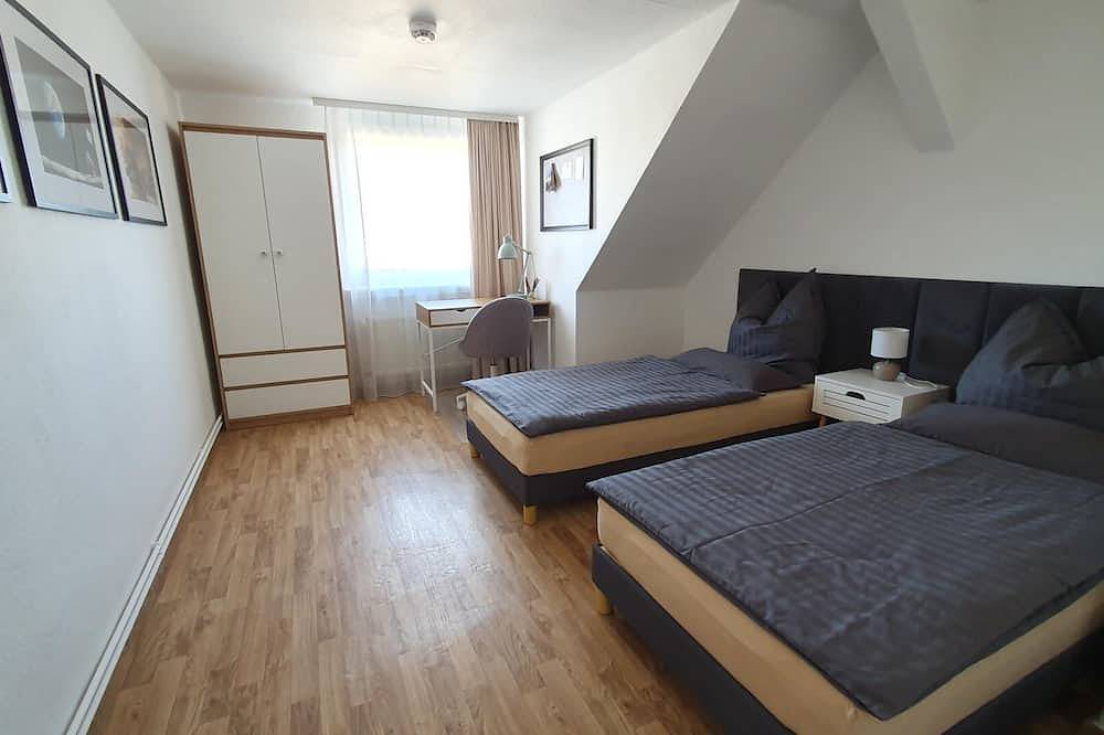 Ganze Wohnung, Wohnung Weißenfelser Straße, 71m², 2 Schlafzimmer, mit allem drum und dran in Merseburg, Saale-Unstrut
