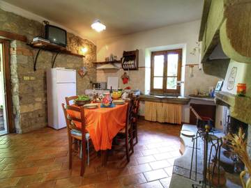 Casa Vacanza per 6 Persone in Ortignano Raggiolo, Casentino, Foto 1