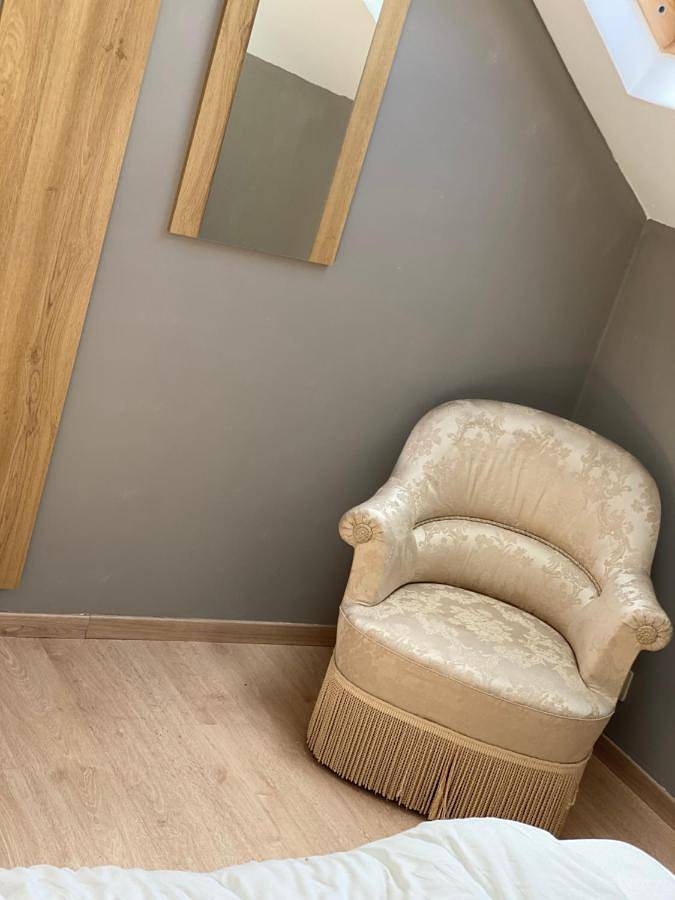 Location de vacances pour 4 personnes, avec balcon et jardin à Nassogne - 2