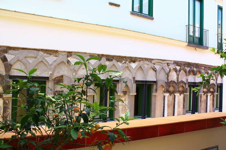 Vacation rental for 6 people, with hot tub and balcony in Salerno
