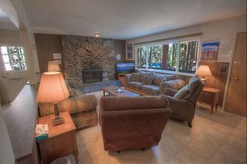Log Cabin for 10 People in Zephyr Cove-Round Hill Village, Lake Tahoe, Photo 2