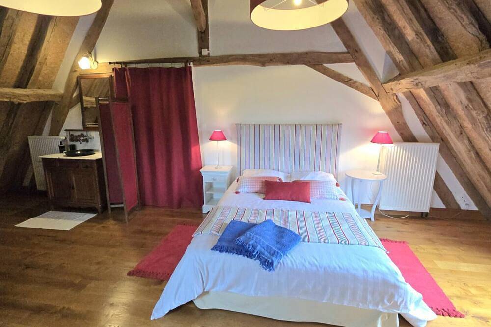 Charmante maison à Hautefort avec piscine privée, animaux admis in Hautefort, Périgord Noir