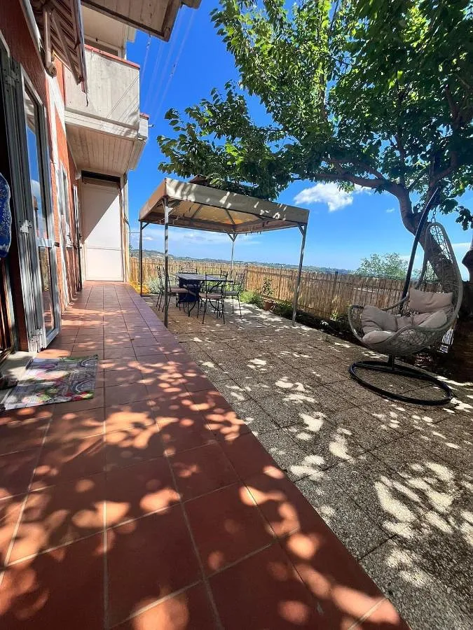 Appartamento vacanze per 5 persone, con panorama e giardino - 1