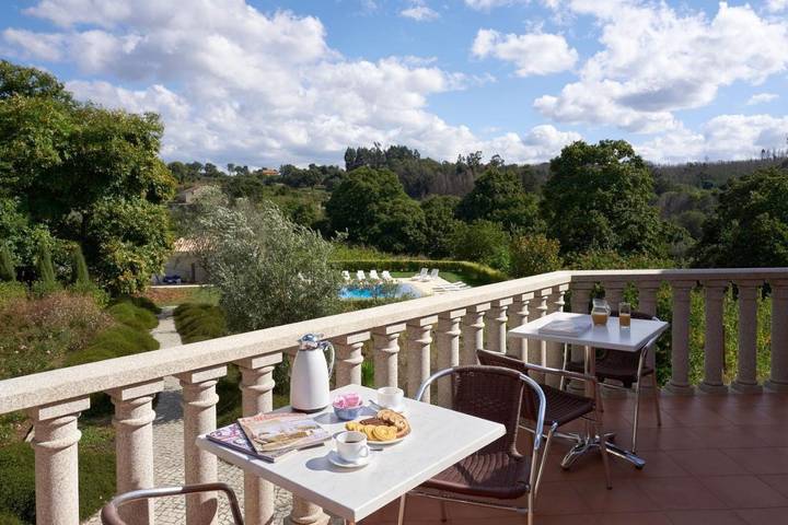 Maison de campagne pour 3 personnes, avec piscine ainsi que vue et jardin à Figueiró dos Vinhos - 3