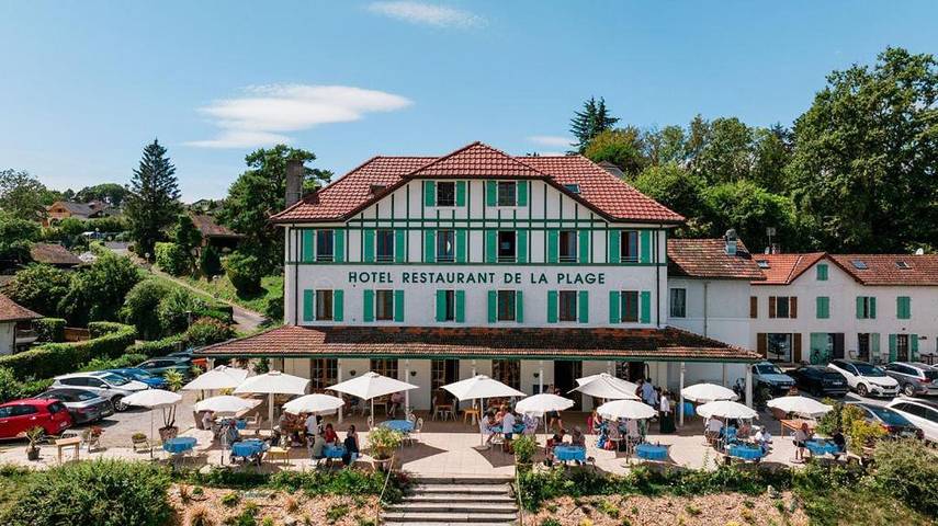Hôtel pour 2 personnes, avec Terrasse ainsi que Jardin et Vue à Excenevex