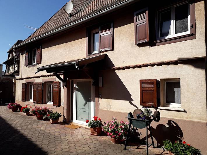 Gîte pour 4 personnes, avec terrasse à Andolsheim